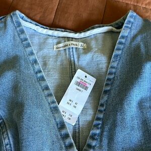 New with tags. Abercrombie Mara Vest Midi Dress
